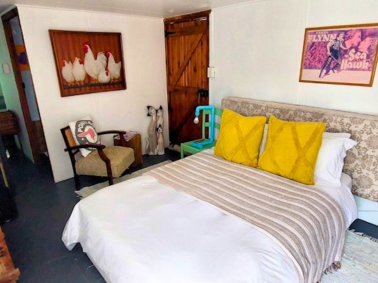 Affi-Plaas Redelinghuys self-catering garden cottage Houthuis main bedroom